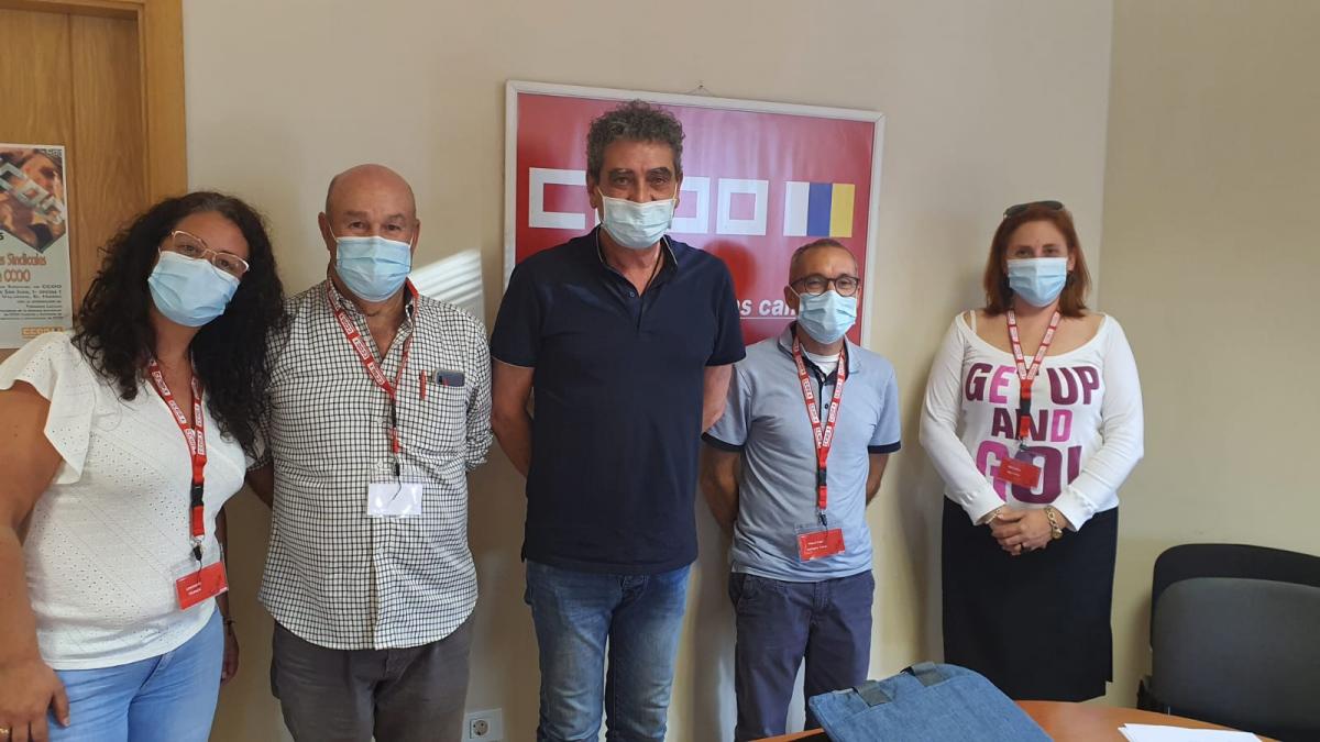 Comision Ejecutiva entrante junto al Secretario General de CCOO Canarias